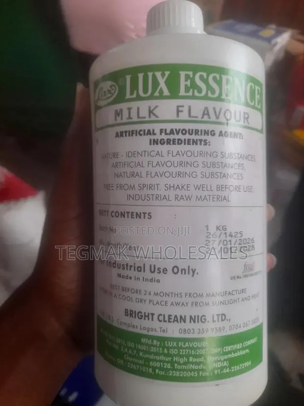 Lux Essence Milk Flavour · Photo 1