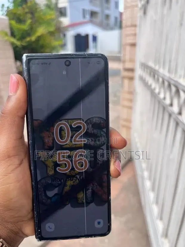 Samsung Galaxy Z Fold 5 256 GB Black · Photo 1