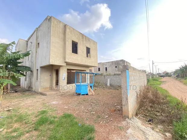 2 Units of 3 Bedrooms House With Half Plot of Land at Ayi Mensah · Photo 1
