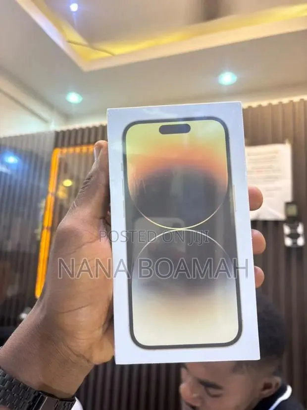 New Apple iPhone 14 Pro Max 128 GB Gold · Photo 1