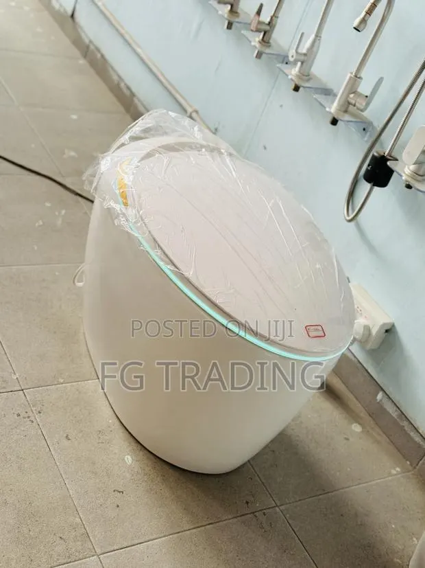 Smart Toilet _ Sensor Wc · Photo 1