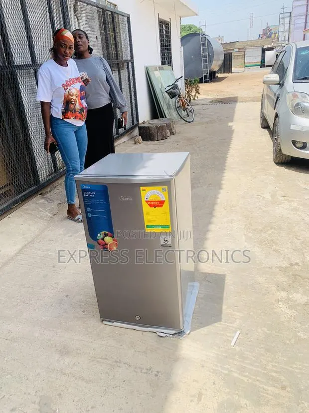 Best Buy for Less Single Door 93l Midea Grey · Photo 1
