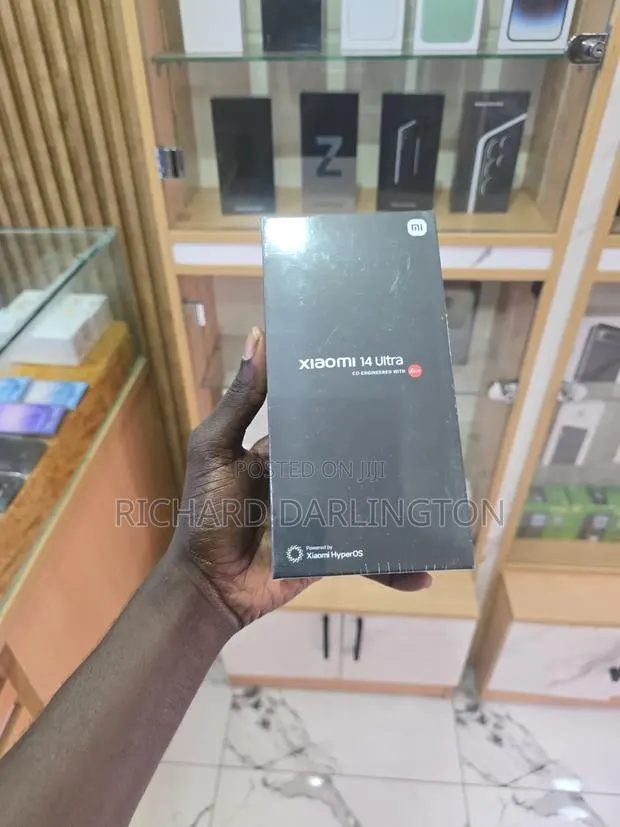 New Xiaomi 14 Ultra 512 GB Black · Photo 1