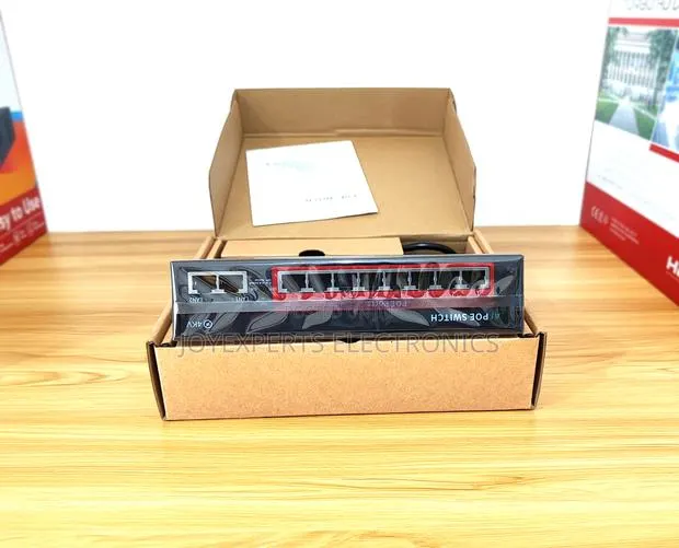 8 Port Poe Switch · Photo 1