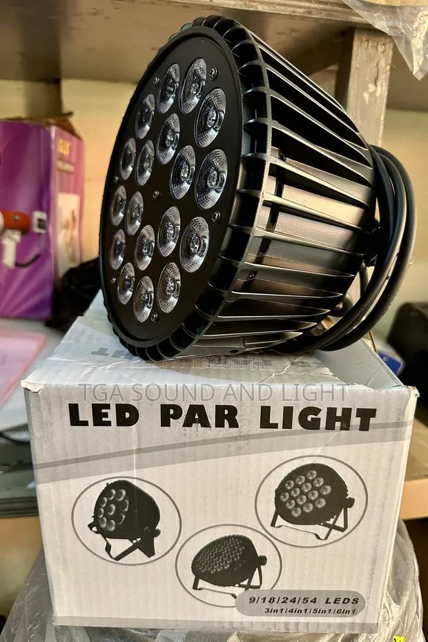 Flat 18 Lamp Led Par Stage Light · Photo 1