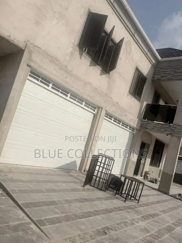 Automatic Garage Door Sales/Installation/ Repair · Photo 1