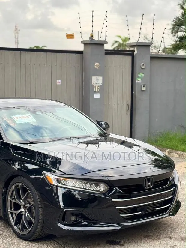 Honda Accord Sport 2.0T 2022 Black · Photo 1