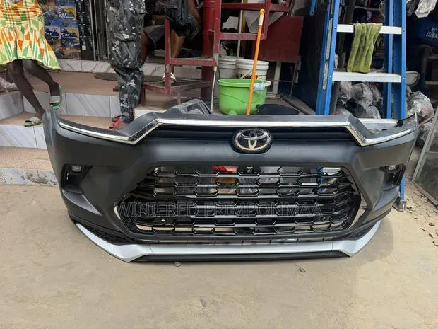 Toyota Highlander Grand 2022,2023,2024,2025 Front Bumper Complete · Photo 1