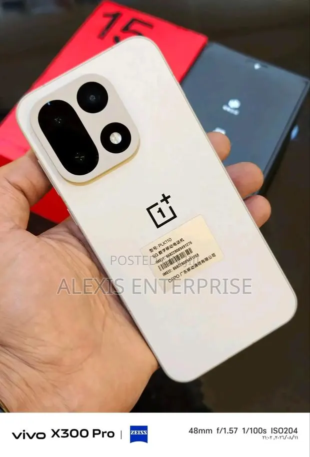 New OnePlus 15 512 GB Gray · Photo 1