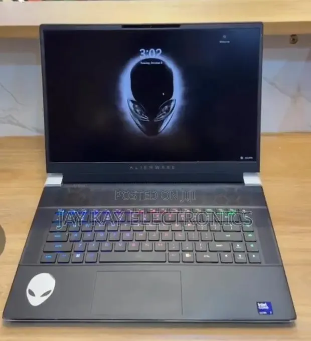 Laptop Alienware X16 R2 16GB Intel Core Ultra 7 SSD 1T · Photo 1