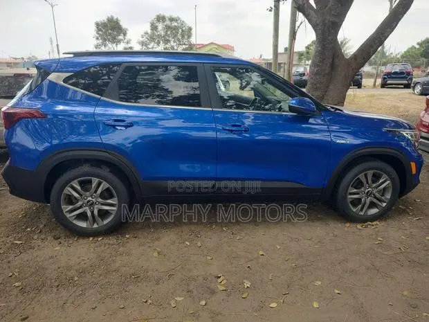 Kia Seltos 2021 Blue · Photo 1