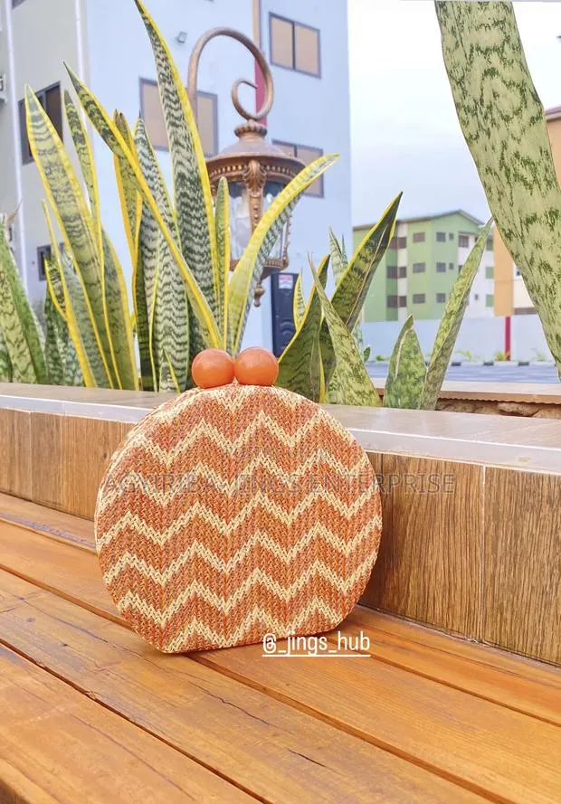 Clutch Bag · Photo 1
