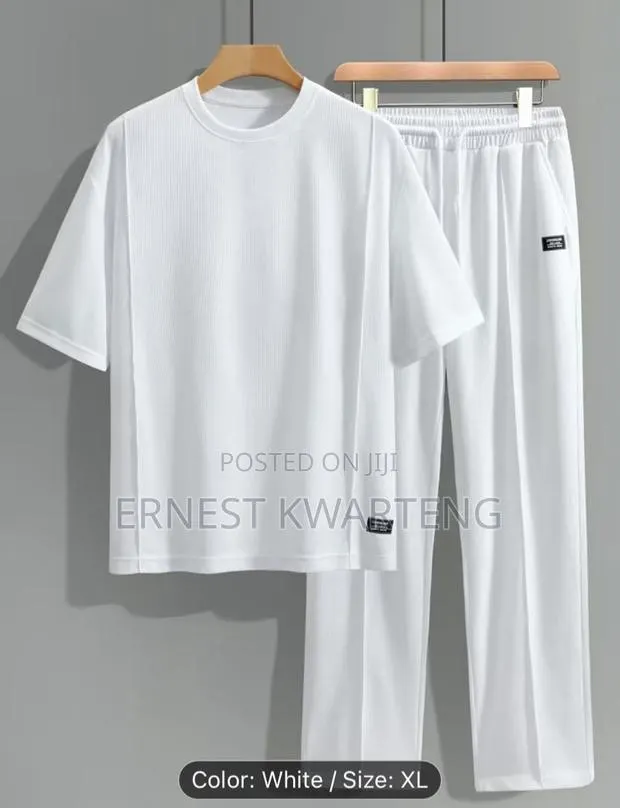 Men’S Dress · Photo 1