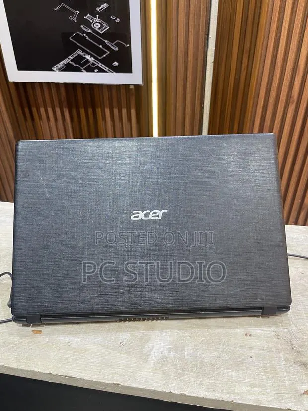 Laptop Acer Aspire A315 52 4GB Intel Core i3 SSD 128GB · Photo 1
