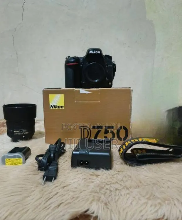 99% Used Nikon D750 With All Accessories and Original · Photo 1