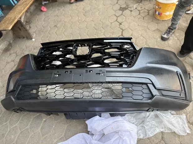 Honda CRV 2023,2024,2025 Front Bumper Complete · Photo 1