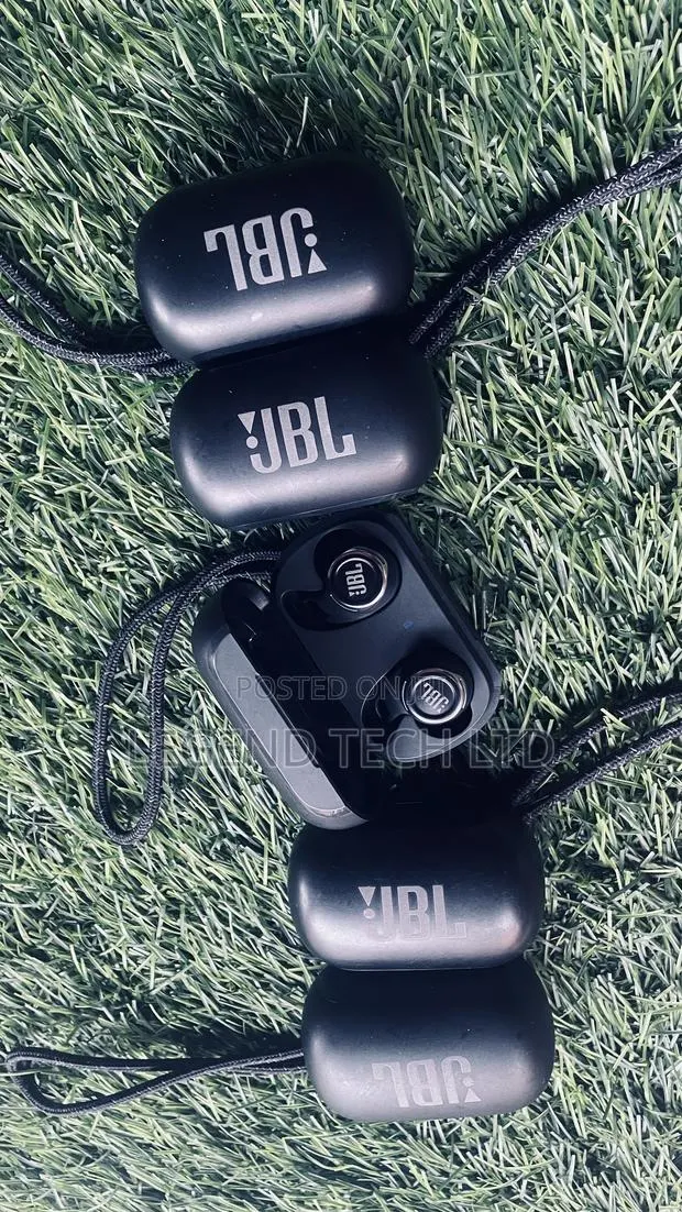 JBL Original Ear Buds · Photo 1