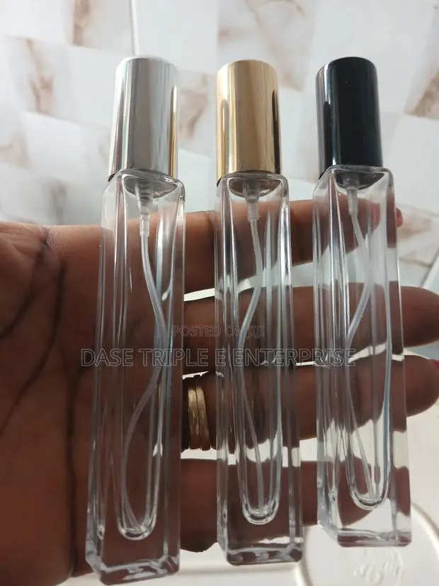 10ml Square Glass Bottle · Photo 2