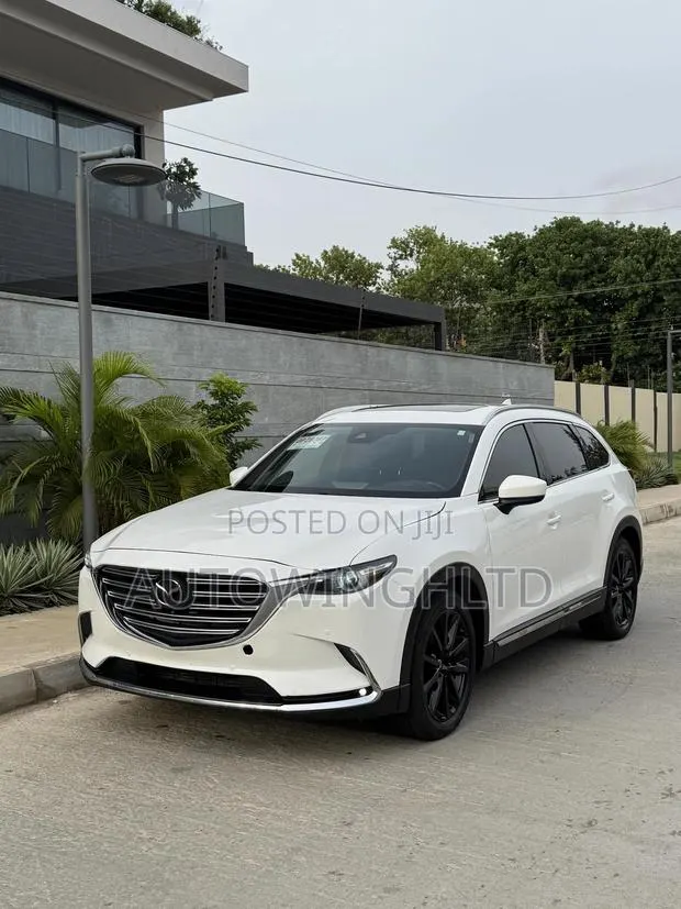 Mazda CX-9 Signature 2022 White · Photo 1