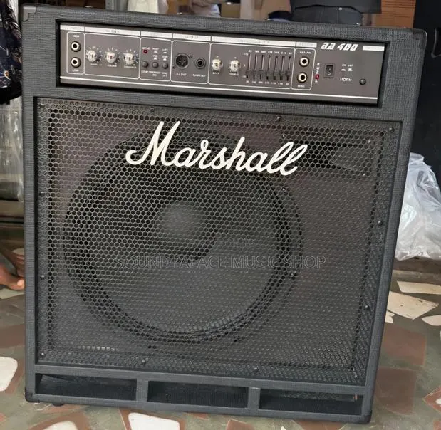 Marshall BA400 Bass Guitar Combo Amplifier · Photo 1