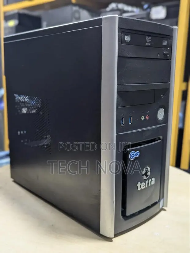 Desktop Computer 8GB Intel Core i5 SSD 256GB · Photo 1