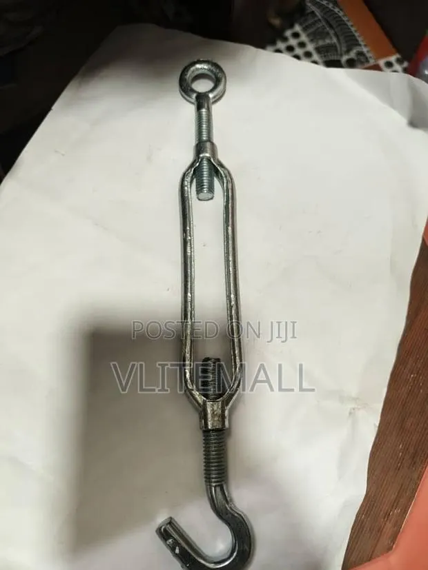 M10 Turnbuckle · Photo 1