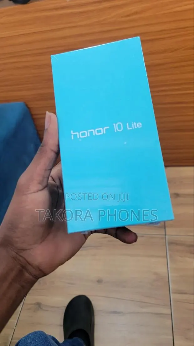 New Huawei Honor 10 Lite 64 GB Black · Photo 1