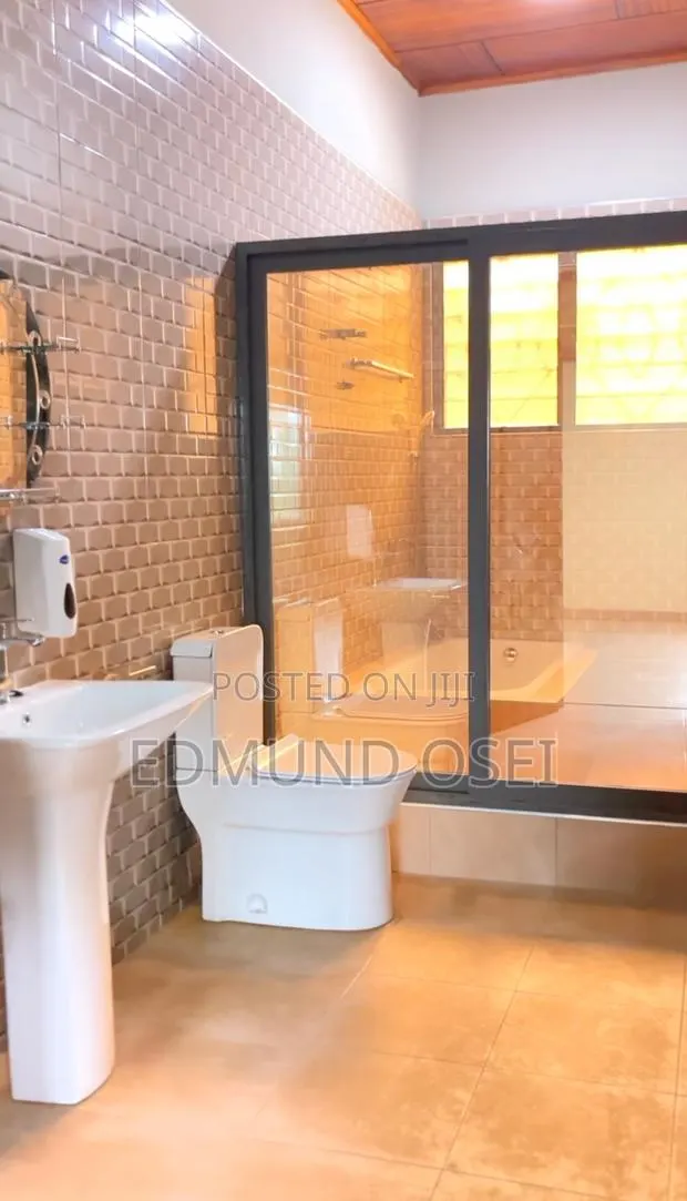 Furnished 4bdrm Apartment for rent · Photo 1