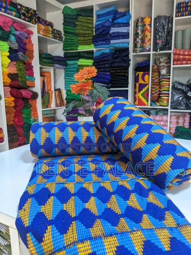 Quality Kente Cloth · Photo 1
