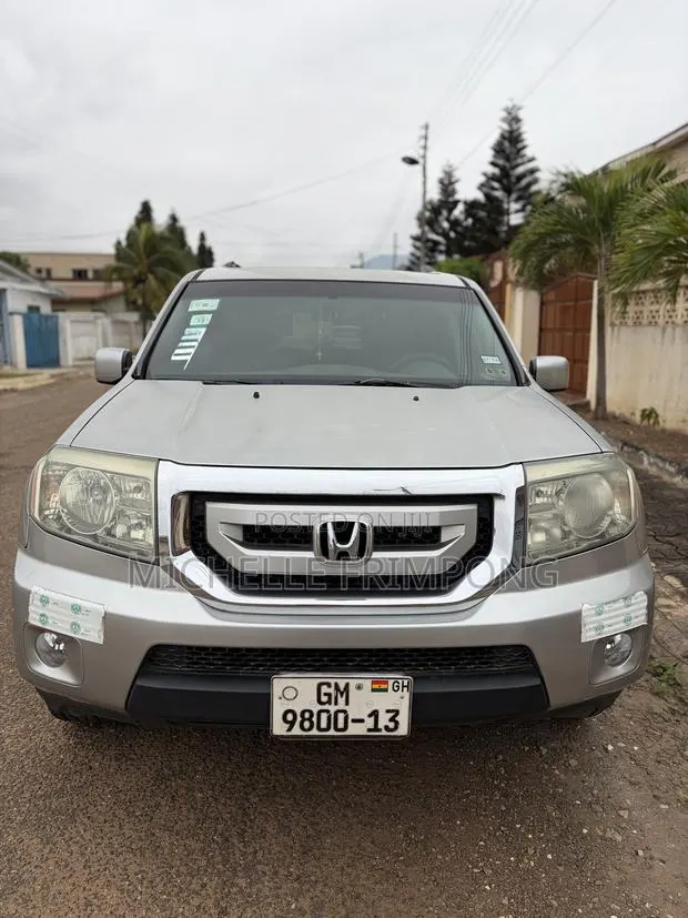 Honda Pilot 2012 Silver · Photo 1