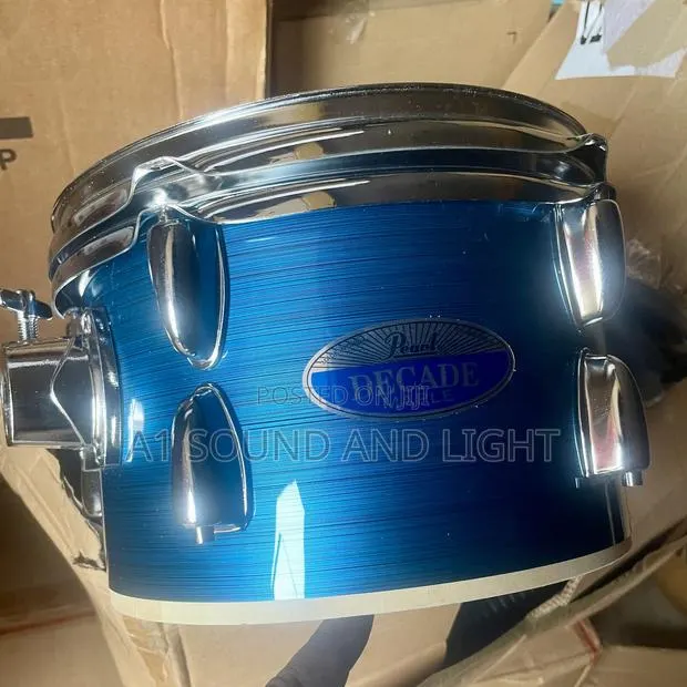 Pearl 5pcs Drum Set - [Small Tom] · Photo 1