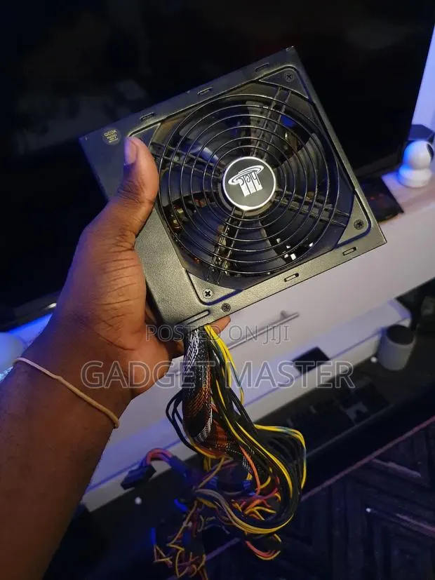 Hec 600 Watts Power Supply Unit · Photo 1