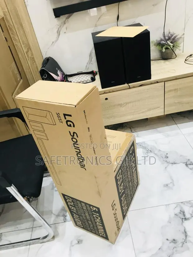 Sealed Lg Bluetooth 600watts S65t Dolby Audio 5.1ch Soundbar · Photo 1