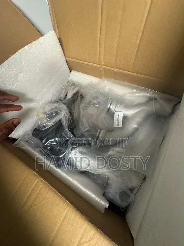 Cooling System Upgrade Kit AJ813909 LR092992 for Jaguar Land Rover · Photo 1