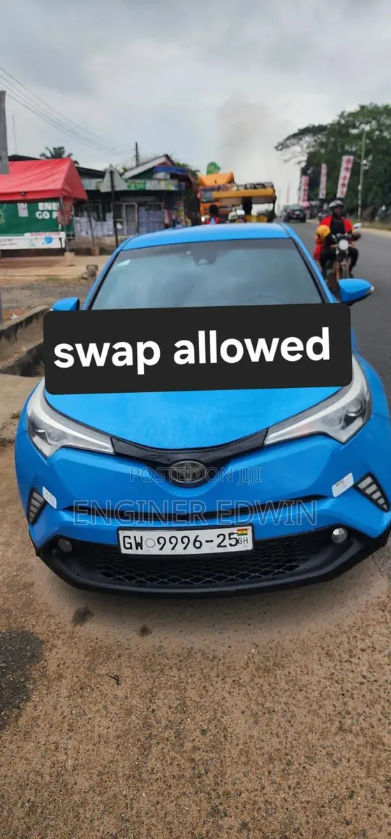 Toyota C-HR 2018 Blue · Photo 1