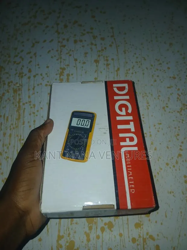 Portable Digital Multimeter – New in Box · Photo 1