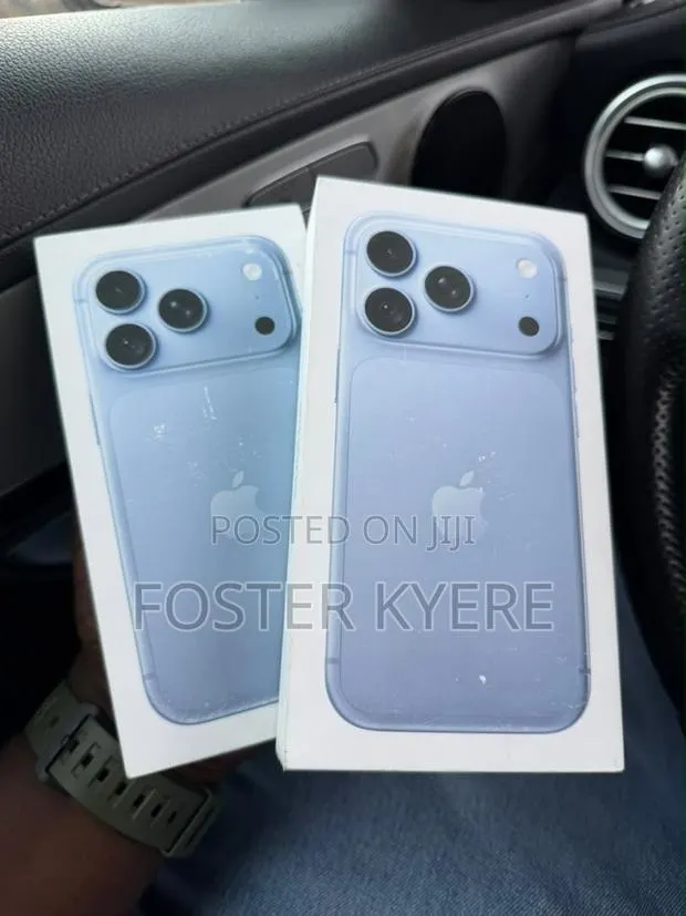 New Apple iPhone 18 Pro 256 GB Blue · Photo 1