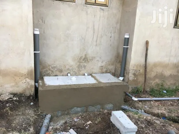 Biodigester Toilet · Photo 1
