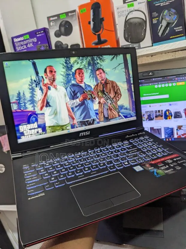 Laptop MSI GP62M 7REX 16GB Intel Core i7 SSD 256GB · Photo 1