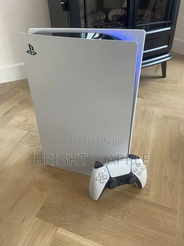 Play Station 5 Slim · Photo 1