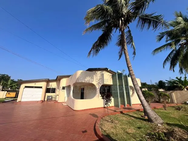 4bdrm House in Braham Luxury, East Legon for rent · Photo 1