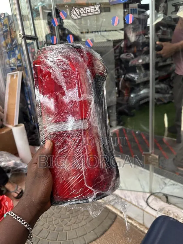 Toyota Tacoma 2024 2025 2026 Taillight LED · Photo 1