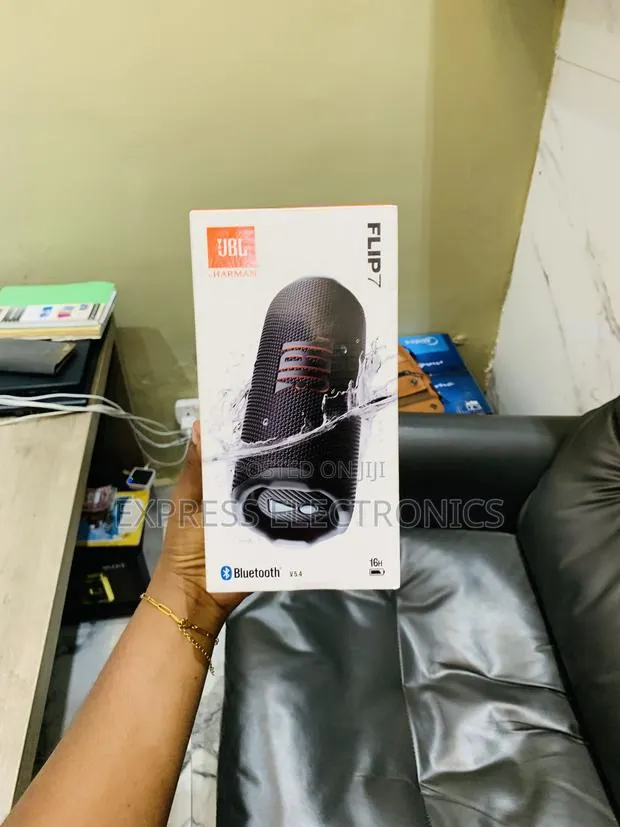 Ultra Modern JBL Flip 7 | Portable Waterproof and Drop-Proof Speaker · Photo 1