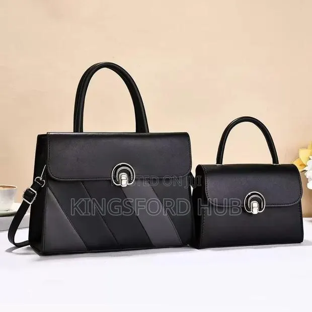 A Beautiful Matching Handbag Set With a Modern Design · Photo 1