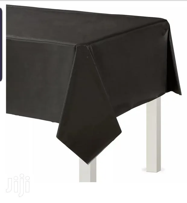 Disposable Rubber Table Covers · Photo 1