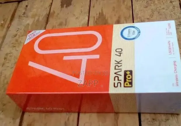 New Tecno Spark 40 Pro+ 256 GB Gray · Photo 1