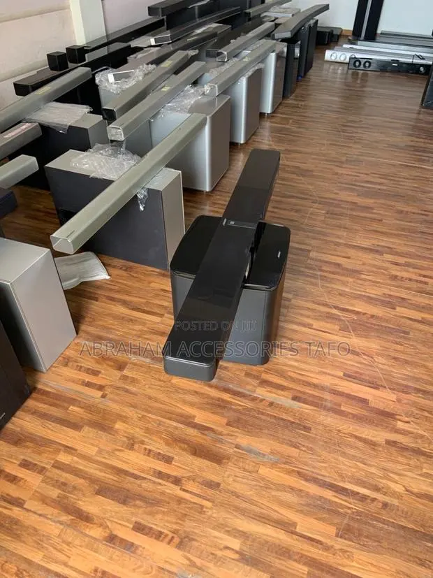 Bose Soundtouch 300 Soundbar Acoustimass 300 Bass Module · Photo 1