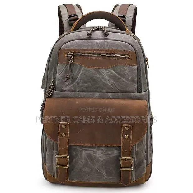 Canvas+ Leather Camera Bag · Photo 1