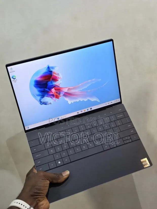 Laptop Dell XPS 13 9320 16GB Intel Core i7 SSD 512GB · Photo 1
