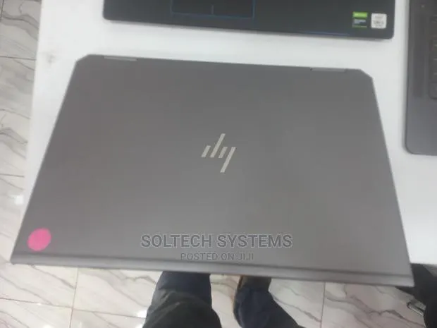 Laptop HP ZBook 15u G5 16GB Intel Core I7 SSD 512GB · Photo 1